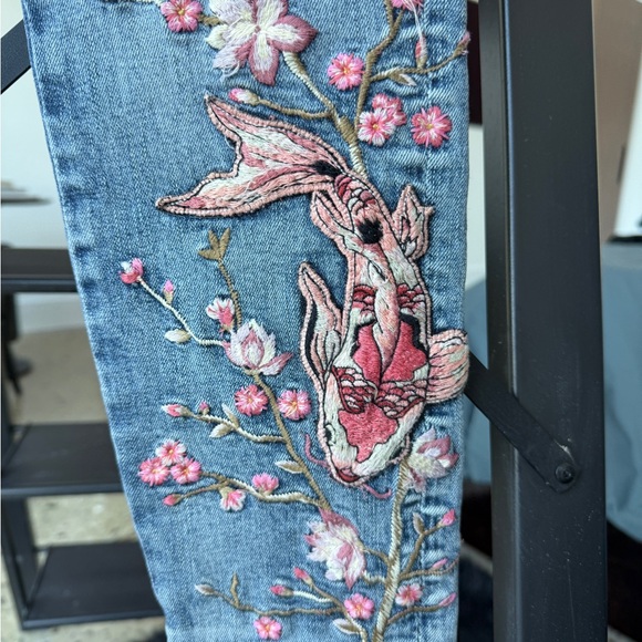 Driftwood Koi Fish Embroidered Marilyn Jeans Women’s Size 28 (Hard to Find)! - Picture 3 of 6